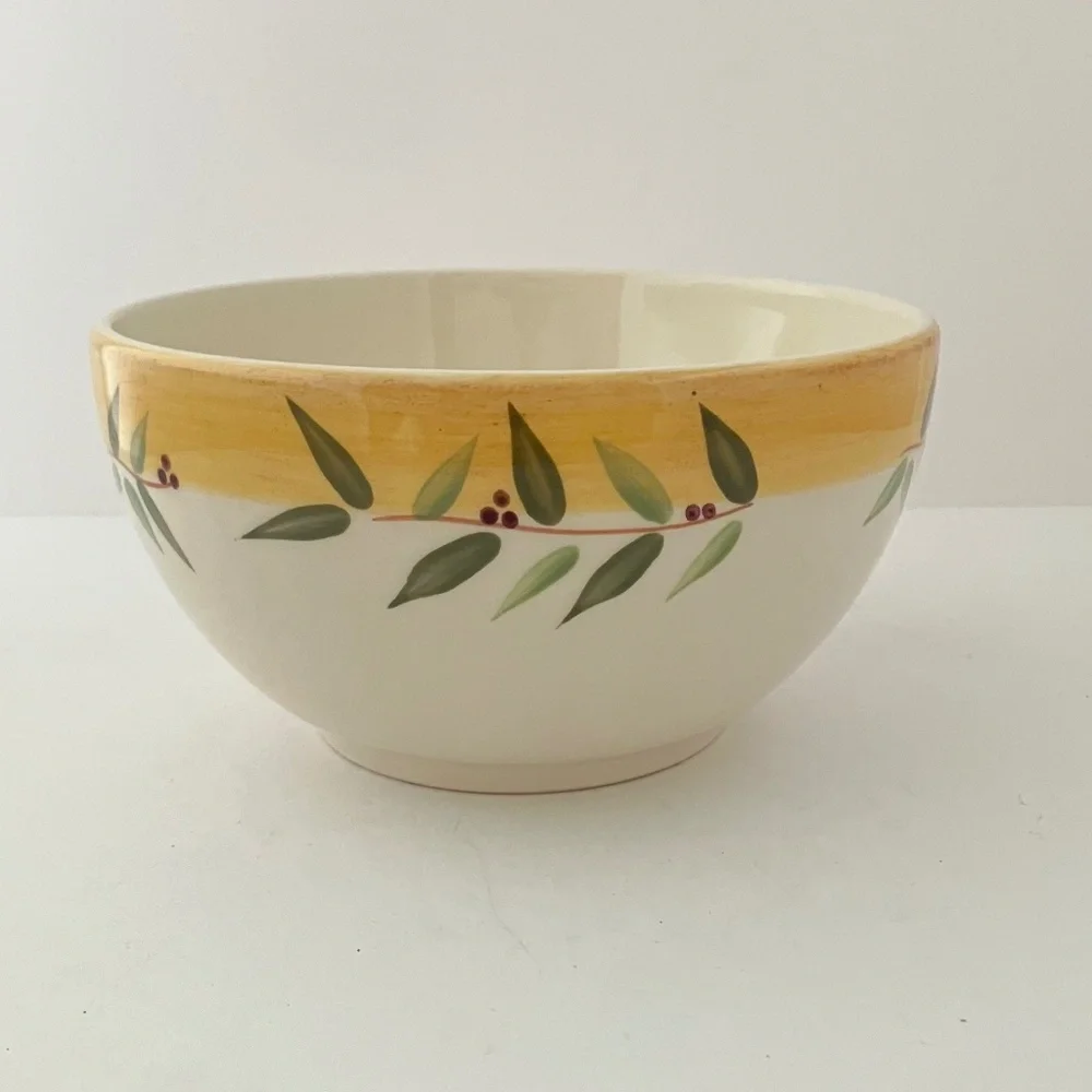 Soup/Cereal Bowl Brittany by CRATE & BARREL Set of 3